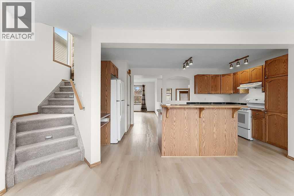 108 Everstone Rise SW, Calgary, Alberta  T2Y 4J7 - Photo 14 - A2312866