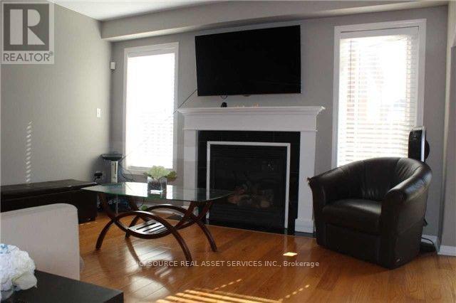 Upper - 192 Owlridge Drive, Brampton, Ontario  L6X 0M8 - Photo 5 - W13700654