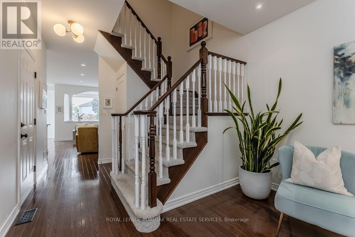 5316 Applegarth Drive, Burlington, Ontario  L7L 7E3 - Photo 23 - W13700742