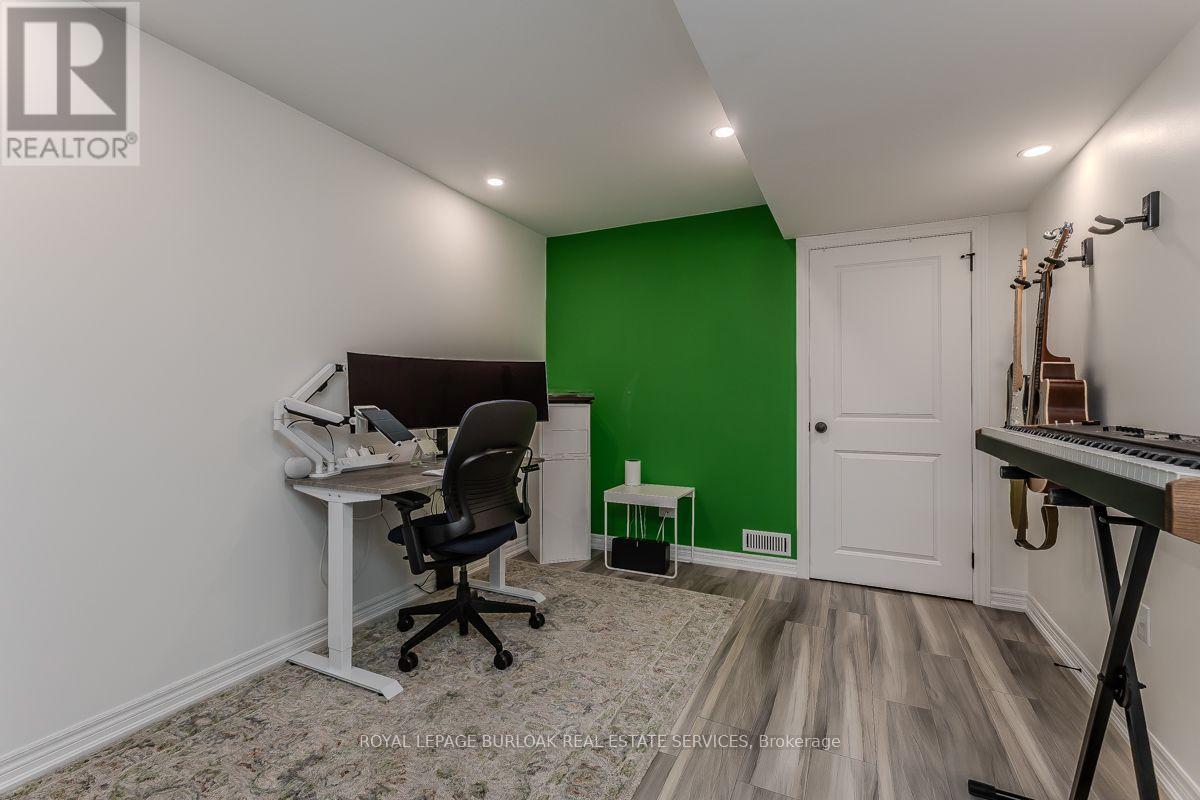 5316 Applegarth Drive, Burlington, Ontario  L7L 7E3 - Photo 44 - W13700742