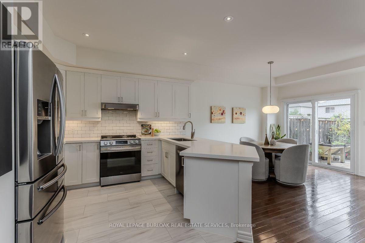 5316 Applegarth Drive, Burlington, Ontario  L7L 7E3 - Photo 7 - W13700742
