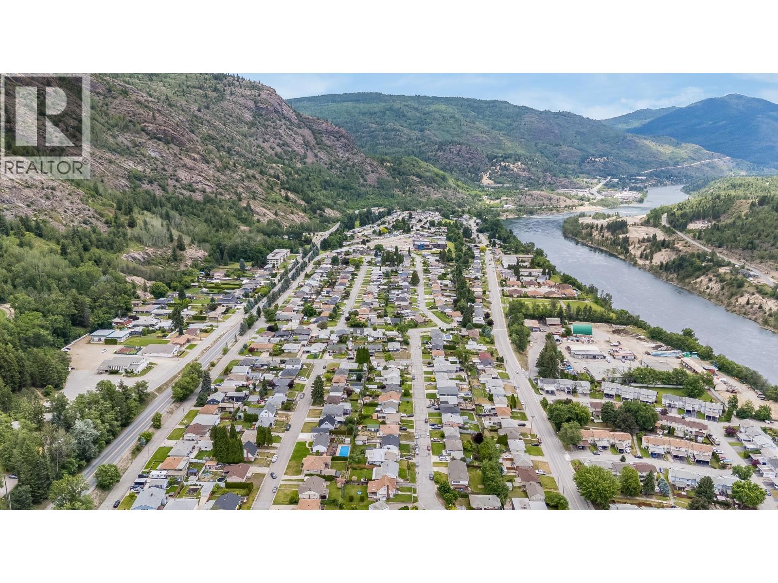 3311 Dahlia Crescent, Trail, British Columbia  V1R 2Y1 - Photo 43 - 10390517