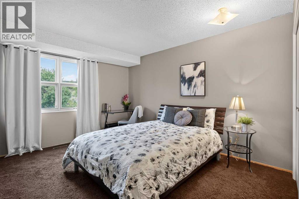 3881 Fonda Way SE, Calgary, Alberta  T2A 5R4 - Photo 15 - A2337529