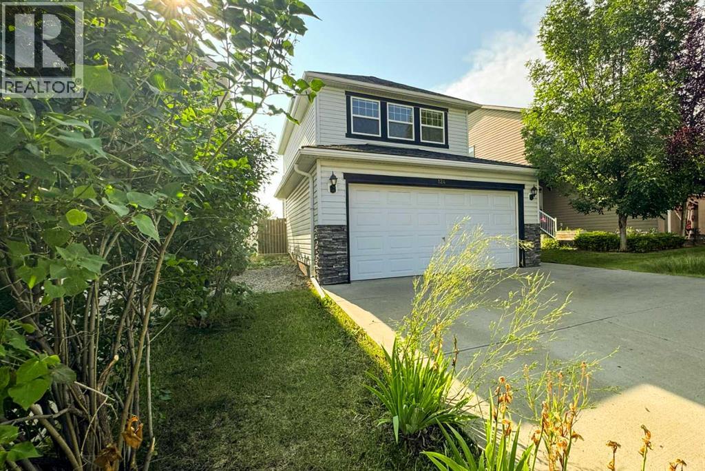 124 Everglen Way SW, Calgary, Alberta  t2y 5g2 - Photo 2 - A2338297