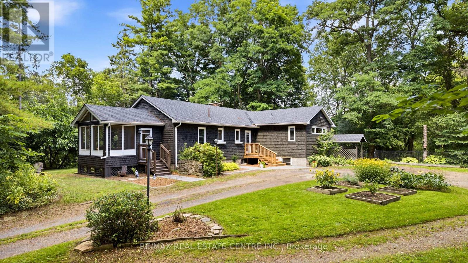 1282 Governors Road, Hamilton, Ontario  L9H 5E3 - Photo 3 - X13700692