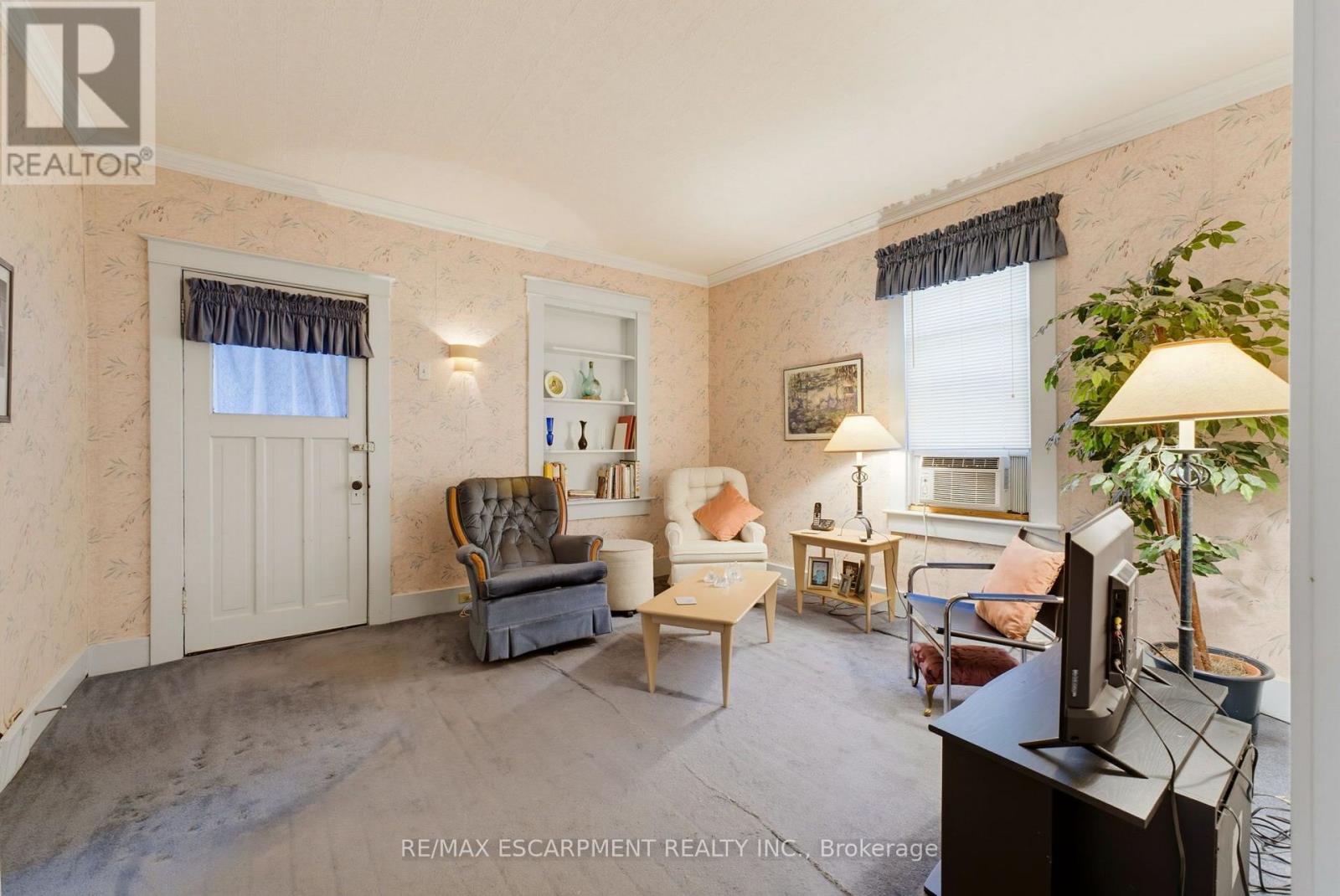 22 Mildred Avenue, St. Catharines, Ontario  L2R 6J1 - Photo 8 - X13700720