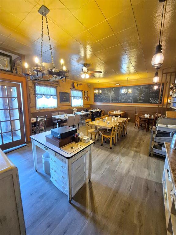 121 Main Street S, Minnedosa, Manitoba  R0J 1E0 - Photo 1 - 202621070