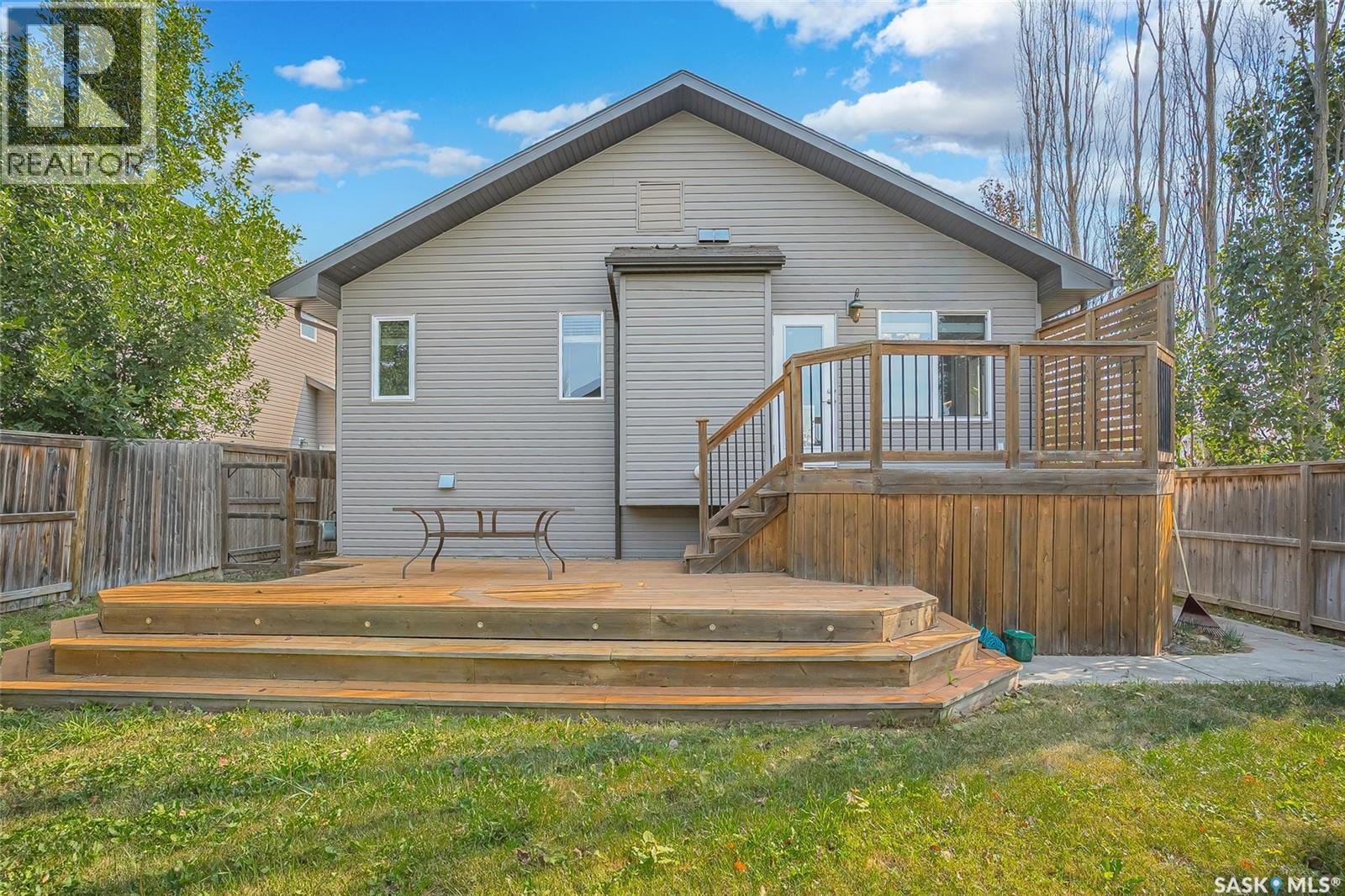 318 Lucyk Crescent, Saskatoon, Saskatchewan  S7W 0E8 - Photo 39 - SK046256