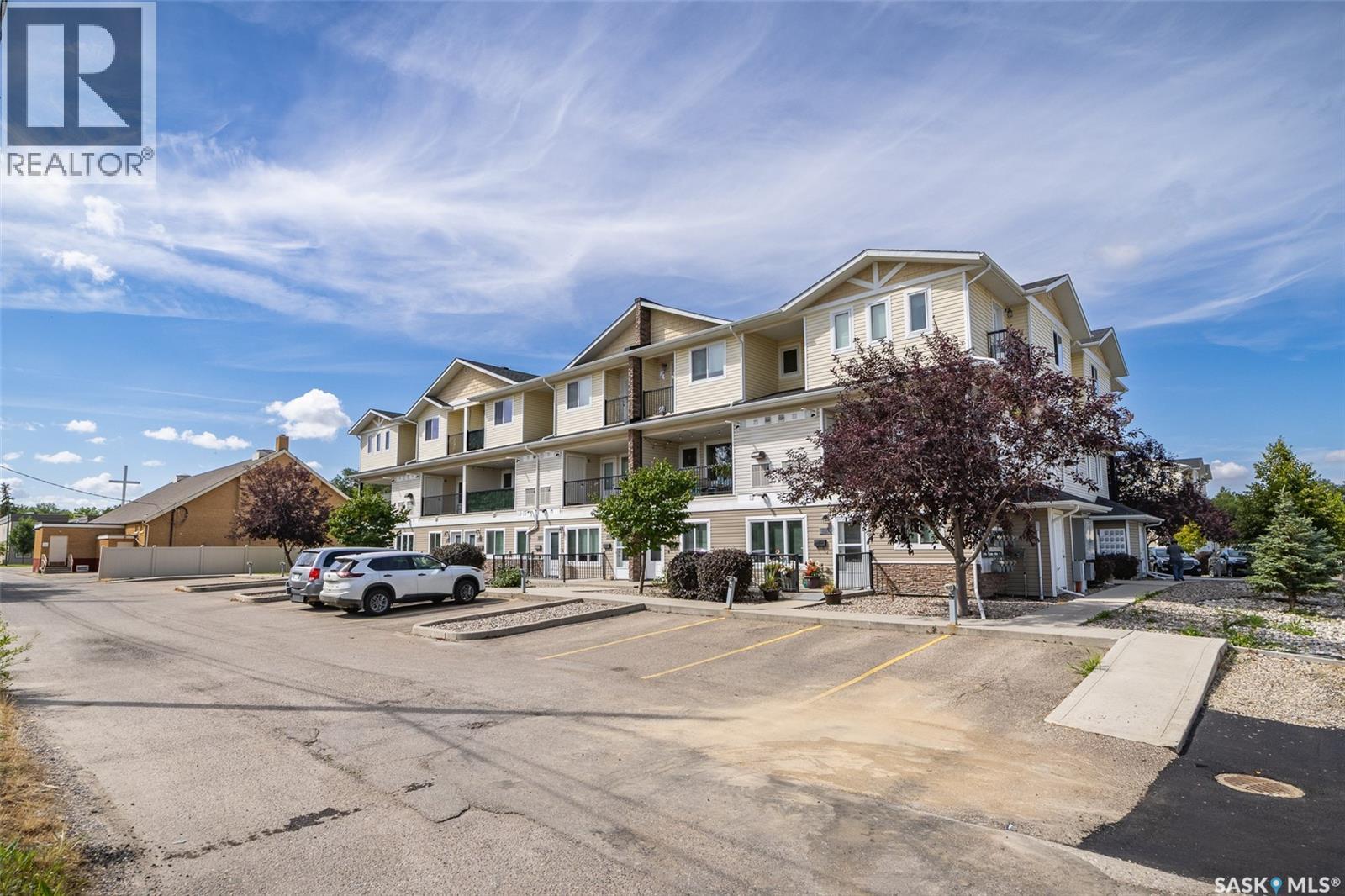 316 1225 Empress Street, Regina, Saskatchewan  S4T 1G7 - Photo 2 - SK046249