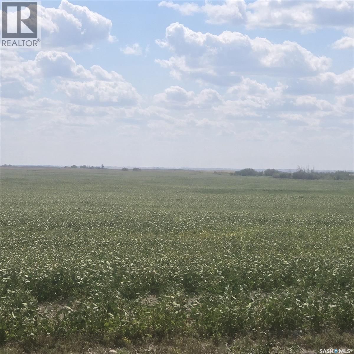 RM220 - Erhardt Shop & Farmland, Last Mountain Lake, Saskatchewan