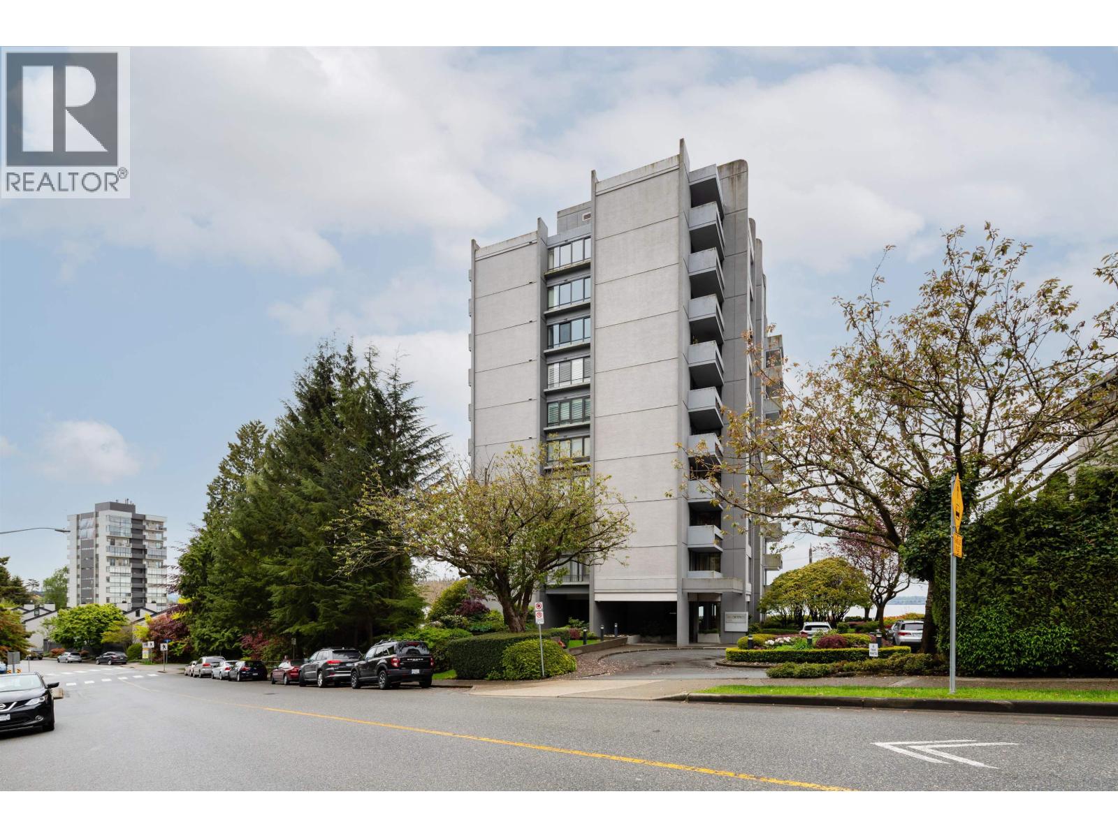 301 1930 BELLEVUE AVENUE, West Vancouver, British Columbia