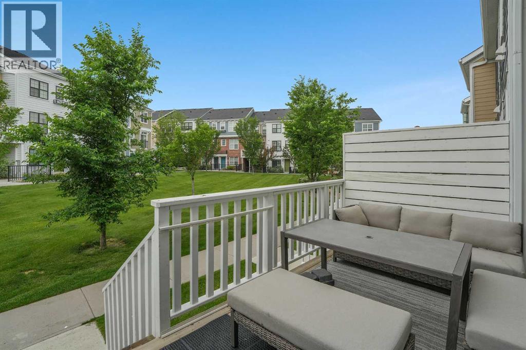 575 Sherwood Boulevard NW, Calgary, Alberta  T3R 0X1 - Photo 8 - A2325253