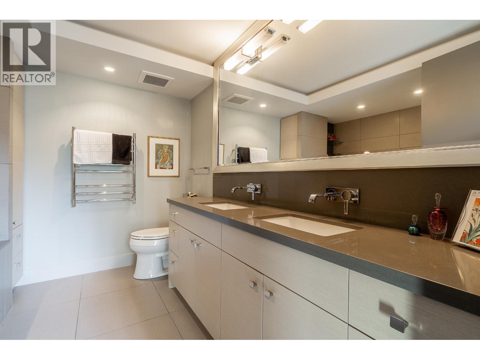 301 1930 Bellevue Avenue, West Vancouver, British Columbia V7V 1B5 - Photo 15 - R3157588