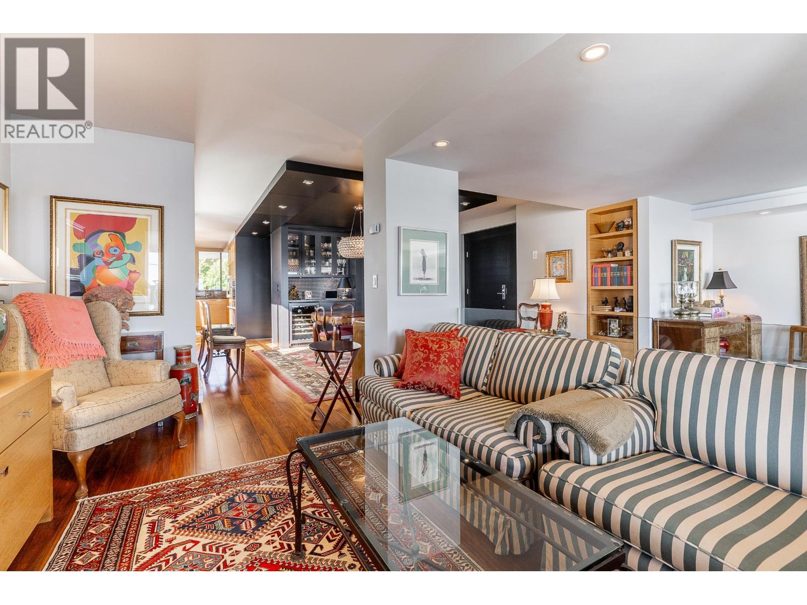 301 1930 Bellevue Avenue, West Vancouver, British Columbia V7V 1B5 - Photo 4 - R3157588