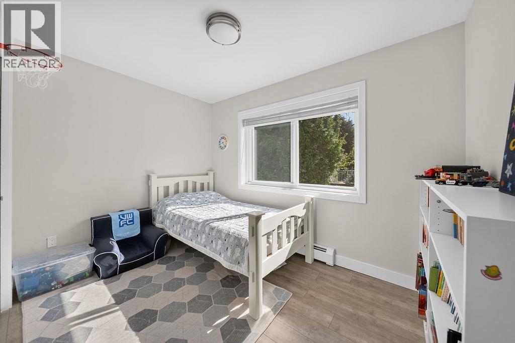 7749 Lee Street, Burnaby, British Columbia V3N 4B9 - Photo 26 - R3157732