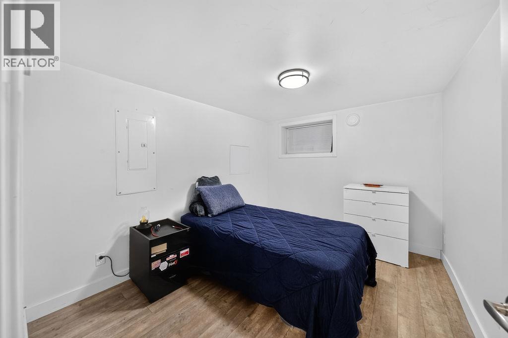 7749 Lee Street, Burnaby, British Columbia V3N 4B9 - Photo 34 - R3157732