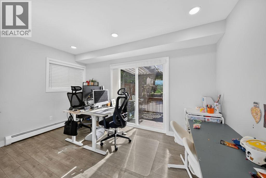 7749 Lee Street, Burnaby, British Columbia V3N 4B9 - Photo 37 - R3157732