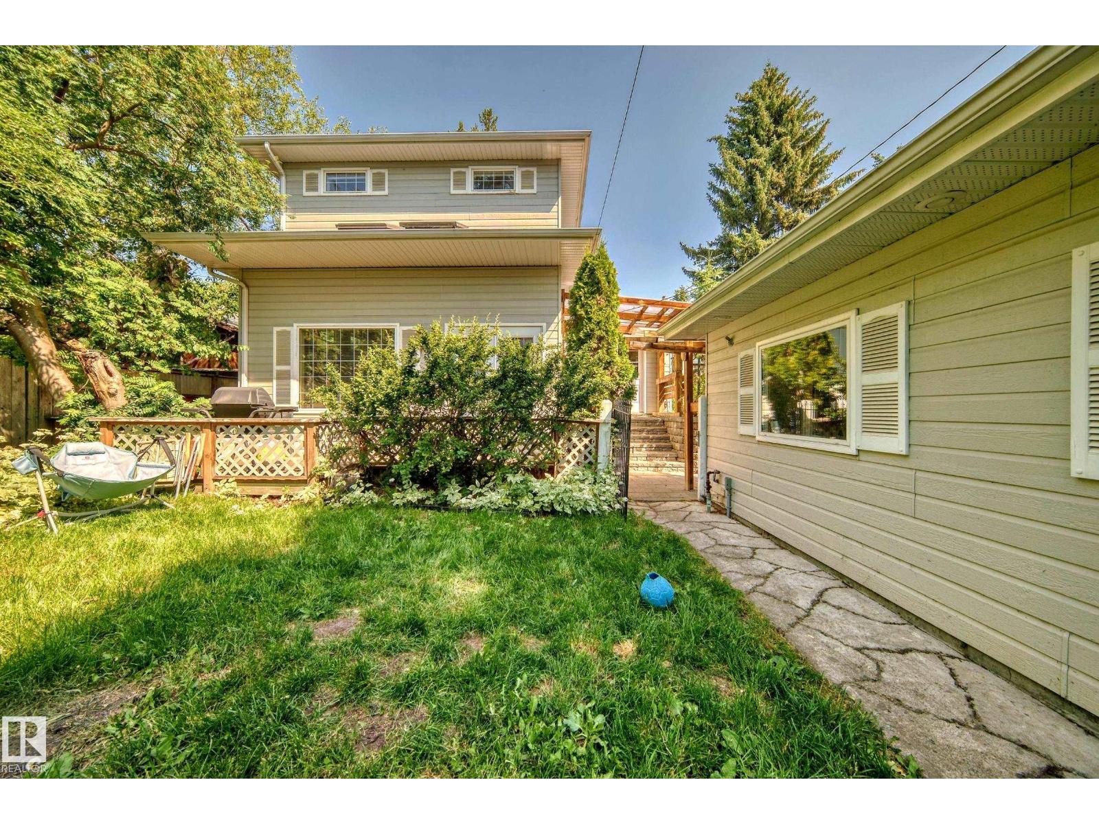 11643 76 Av NW, Edmonton, Alberta  T6G 0K9 - Photo 3 - E4503699