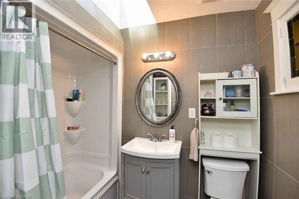 56 Barons Avenue N, Hamilton, Ontario  L8H 5A4 - Photo 20 - 40842212