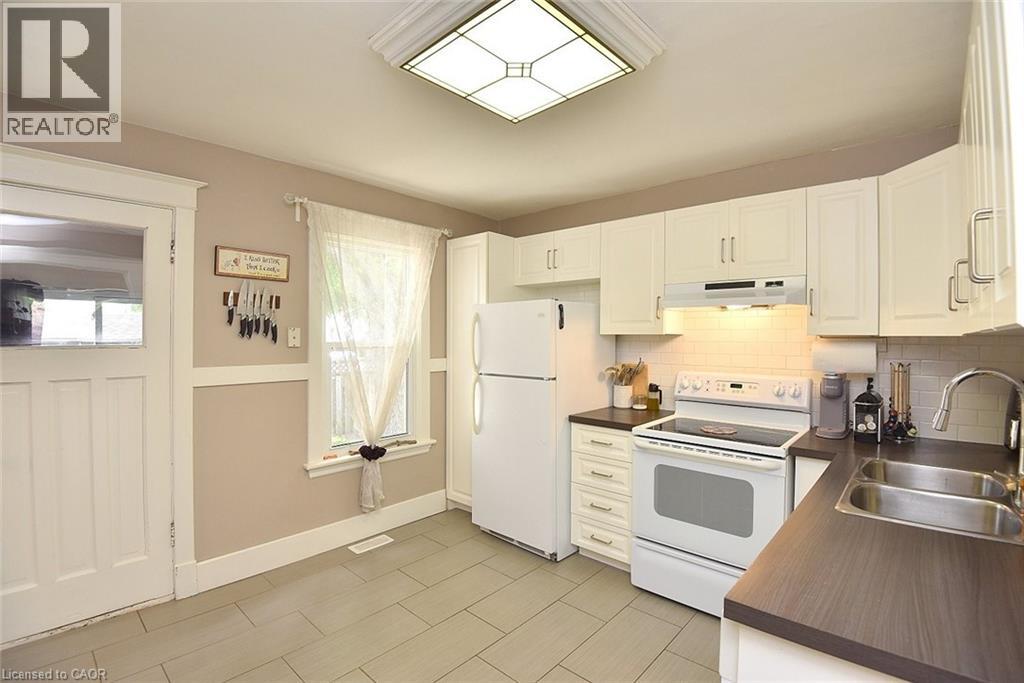 56 Barons Avenue N, Hamilton, Ontario  L8H 5A4 - Photo 13 - 40842212