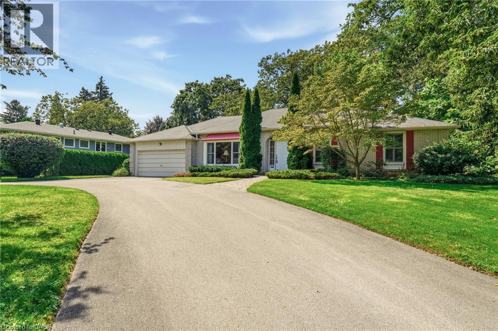 359 Lark Avenue, Burlington, Ontario  L7T 2T1 - Photo 3 - 40856370