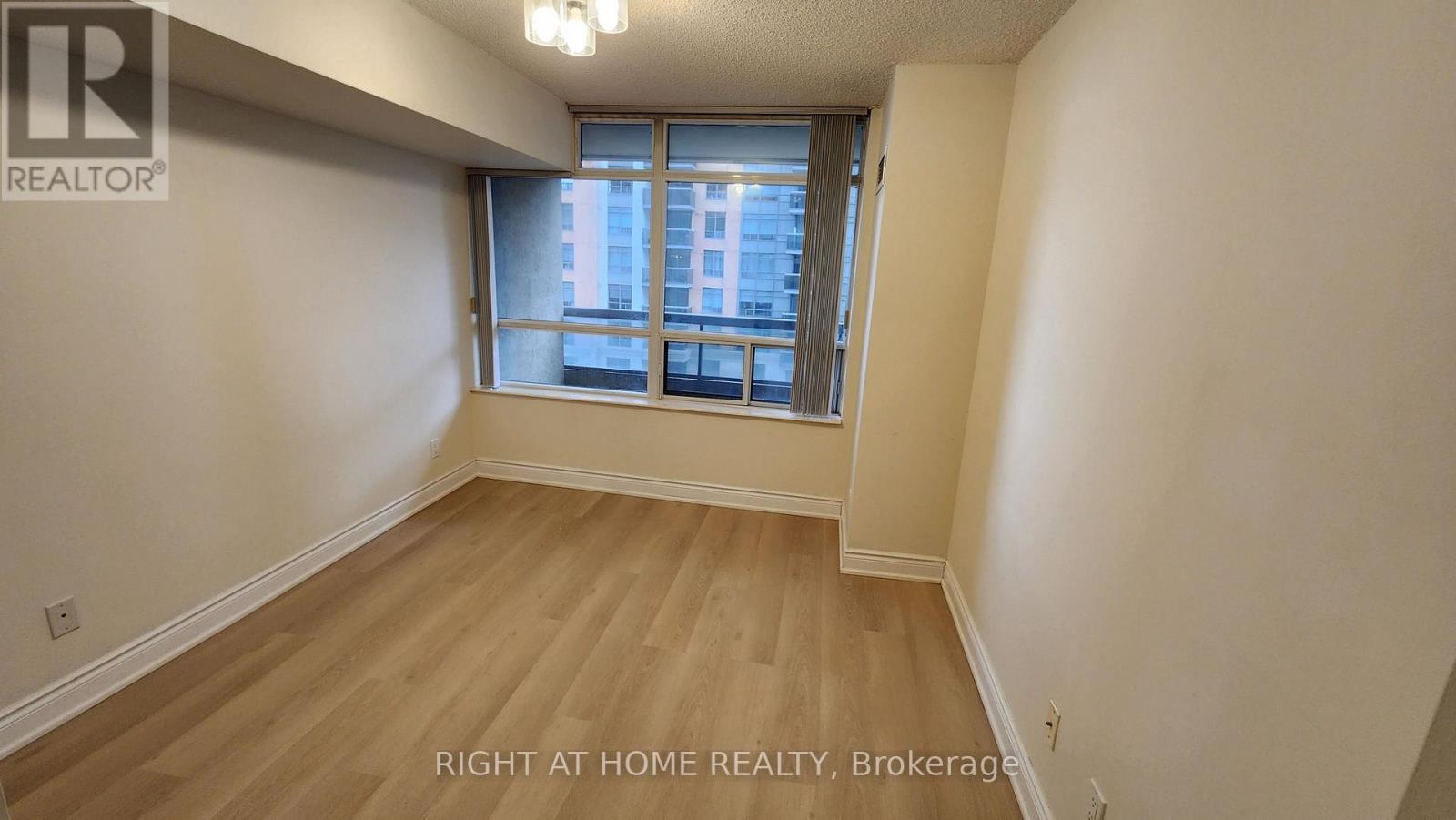 521 - 15 Northtown Way, Toronto, Ontario M2N 7A2 - Photo 6 - C13693316