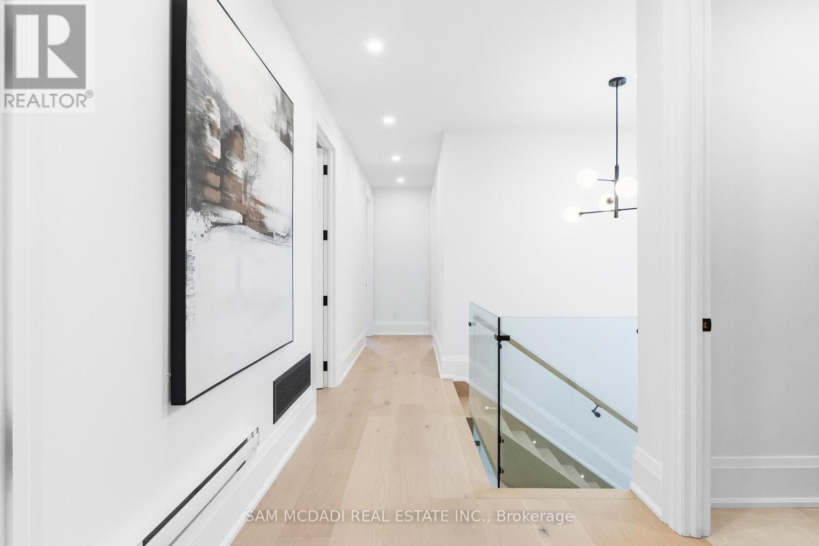 78 South Kingsway, Toronto, Ontario  M6S 3T3 - Photo 23 - W13581174