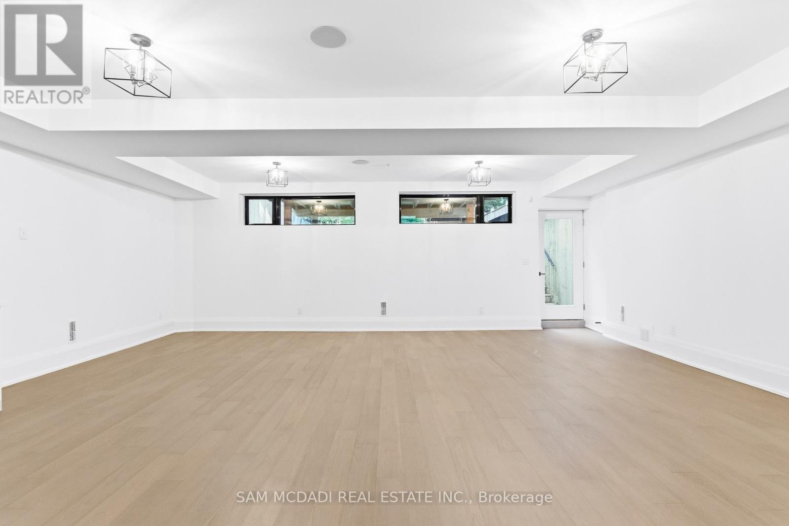 78 South Kingsway, Toronto, Ontario  M6S 3T3 - Photo 35 - W13581174