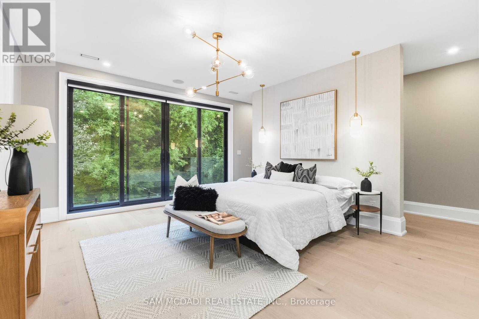 78 South Kingsway, Toronto, Ontario  M6S 3T3 - Photo 16 - W13581174