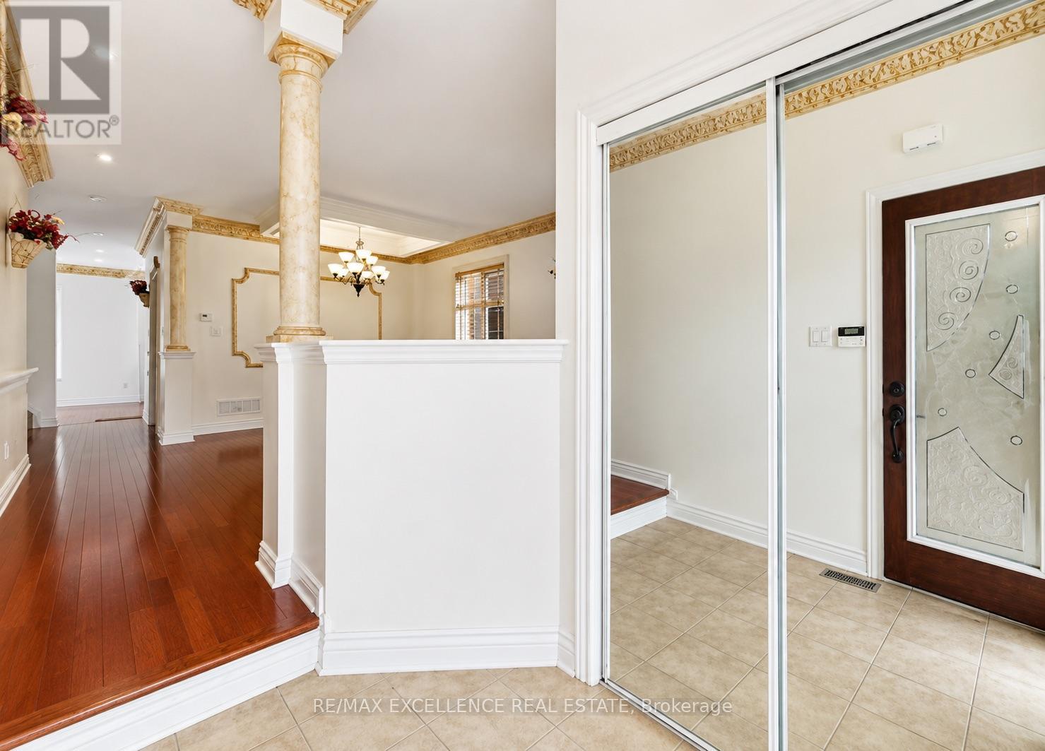 21 Castle Mountain Drive, Brampton, Ontario L6R 2W9 - Photo 6 - W13637424