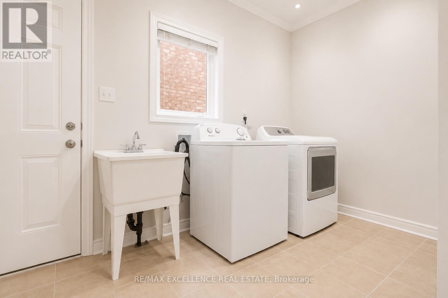 21 Castle Mountain Drive, Brampton, Ontario L6R 2W9 - Photo 39 - W13637424