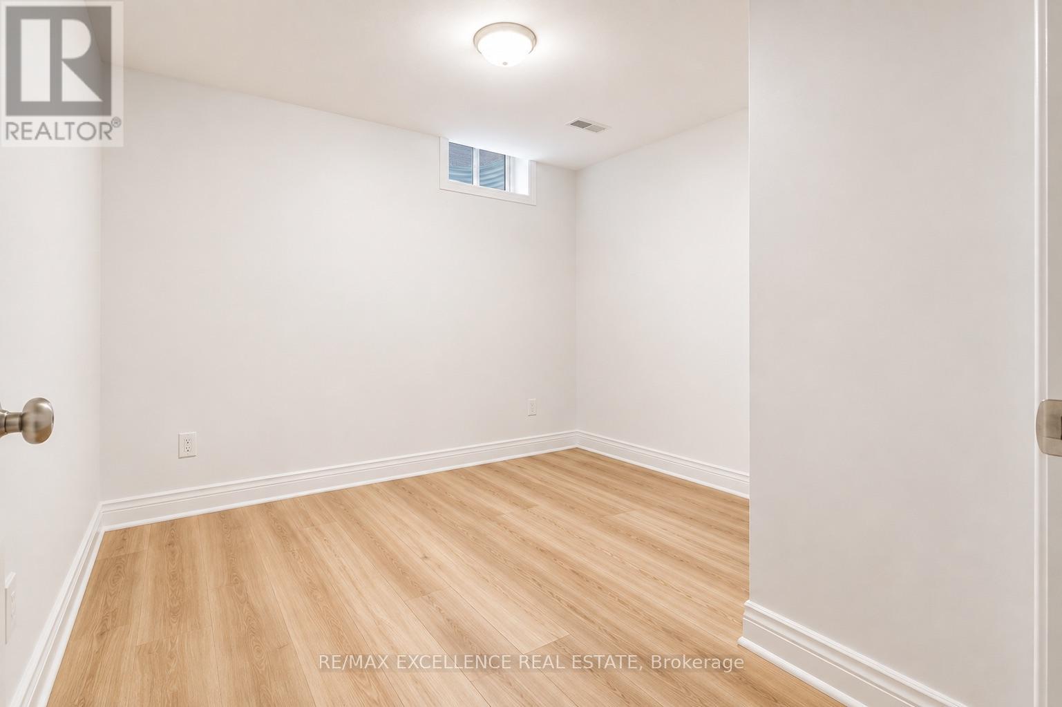 21 Castle Mountain Drive, Brampton, Ontario L6R 2W9 - Photo 36 - W13637424