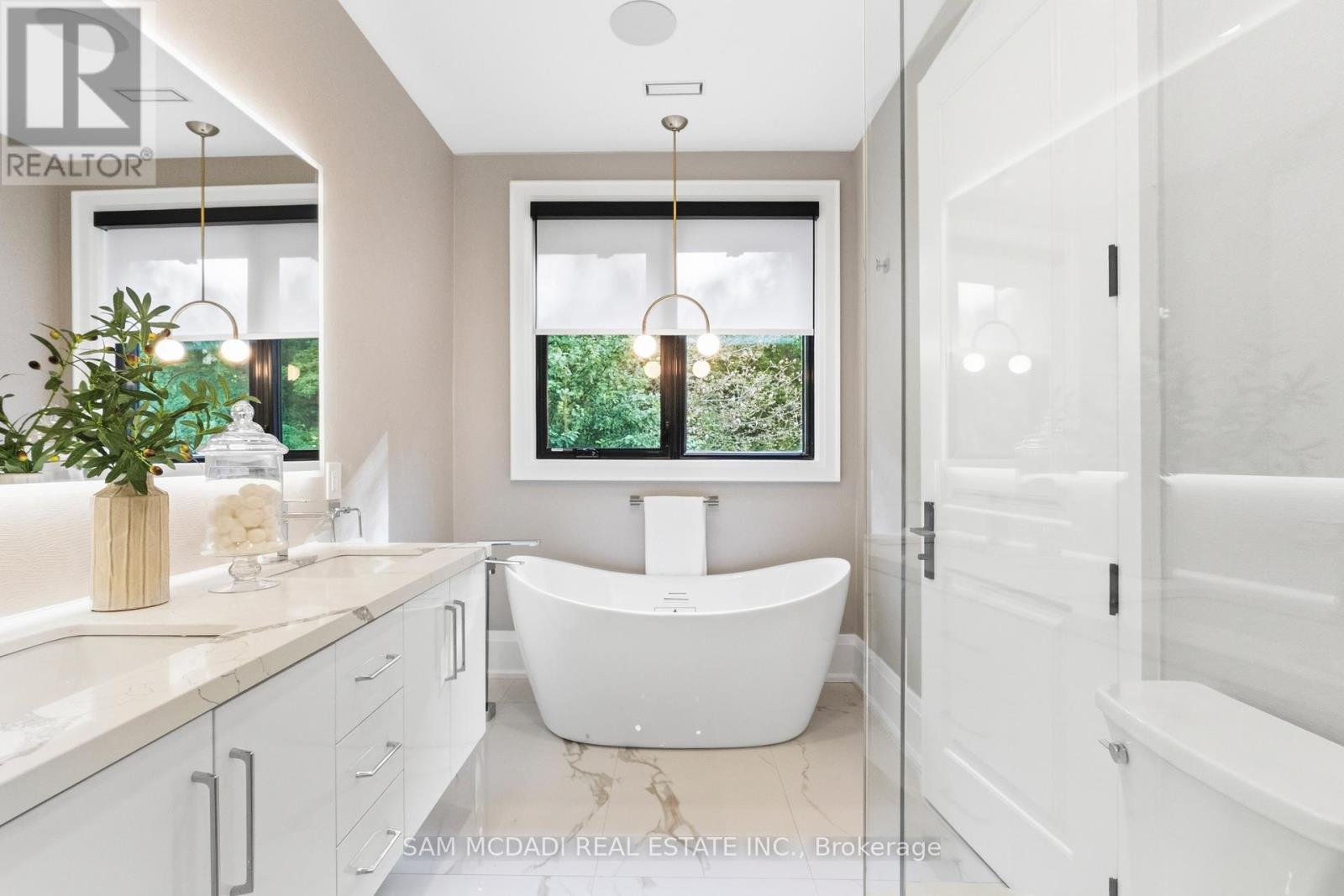 78 South Kingsway, Toronto, Ontario  M6S 3T3 - Photo 20 - W13581174