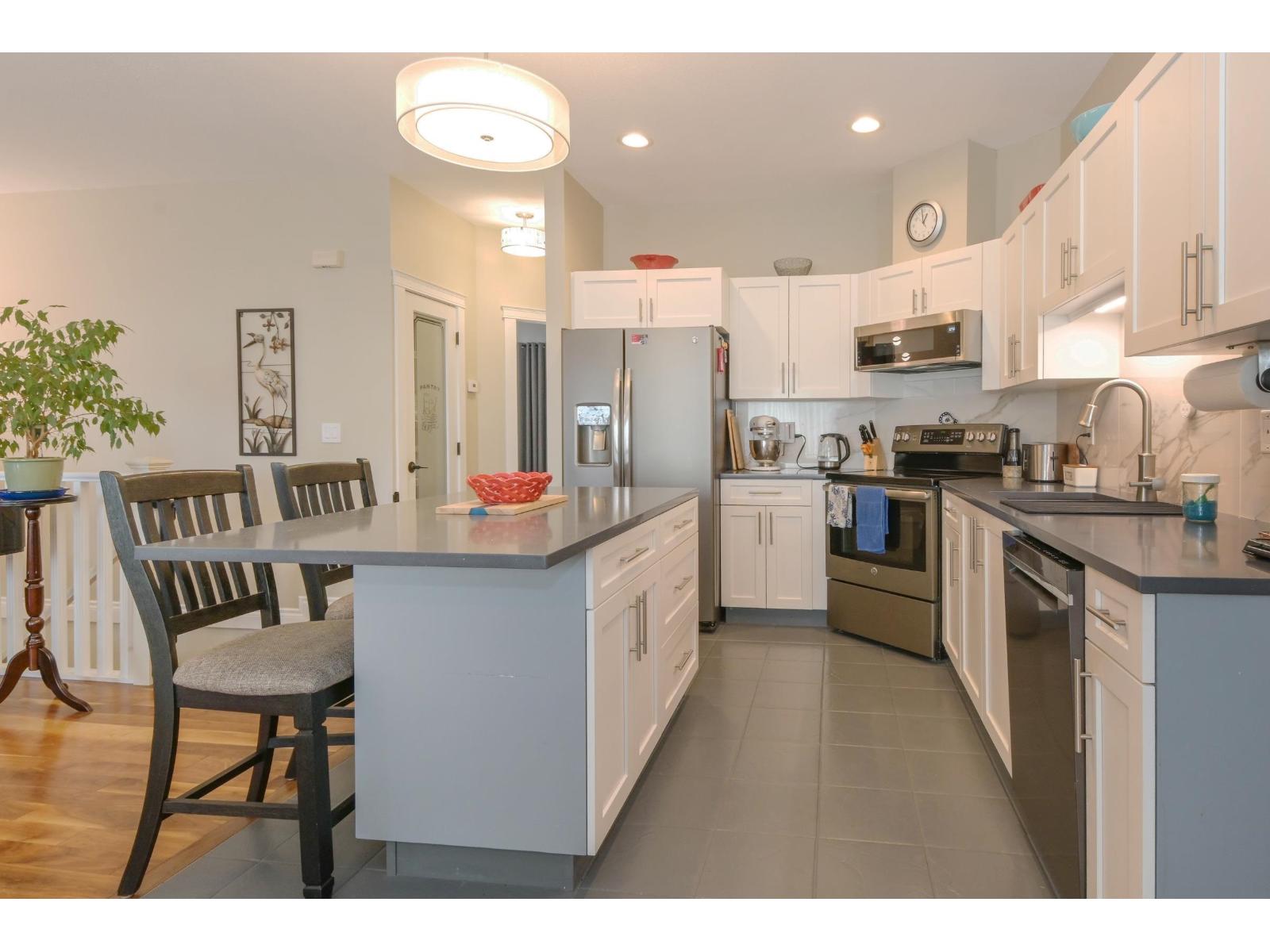 132 8590 Sunrise Drive, Chilliwack Mountain, Chilliwack, British Columbia  V2R 3Z4 - Photo 11 - R3156648