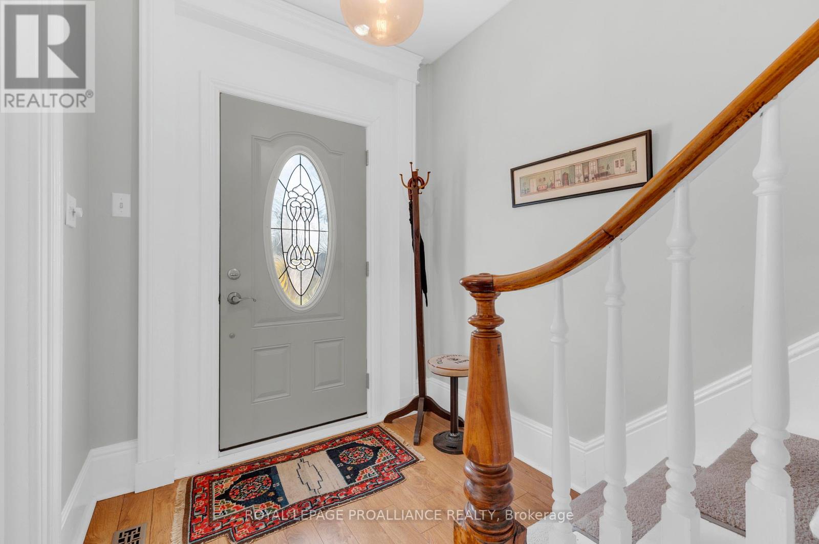 28 West Street, Prince Edward County, Ontario  K0K 3L0 - Photo 12 - X13700856