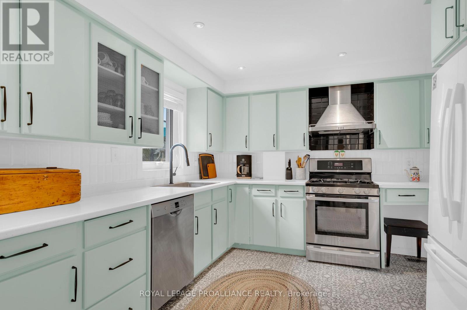 28 West Street, Prince Edward County, Ontario  K0K 3L0 - Photo 24 - X13700856
