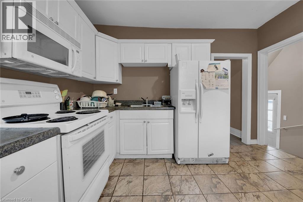 738 King Street W, Hamilton, Ontario  L8S 1J8 - Photo 9 - 40827885