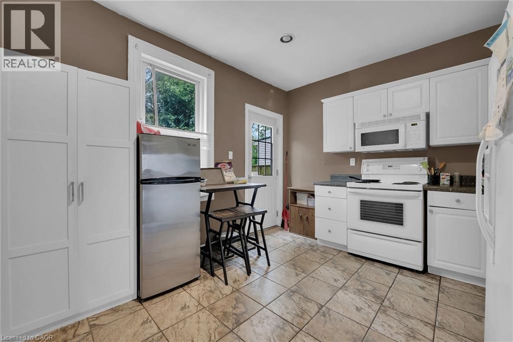 738 King Street W, Hamilton, Ontario  L8S 1J8 - Photo 7 - 40827885