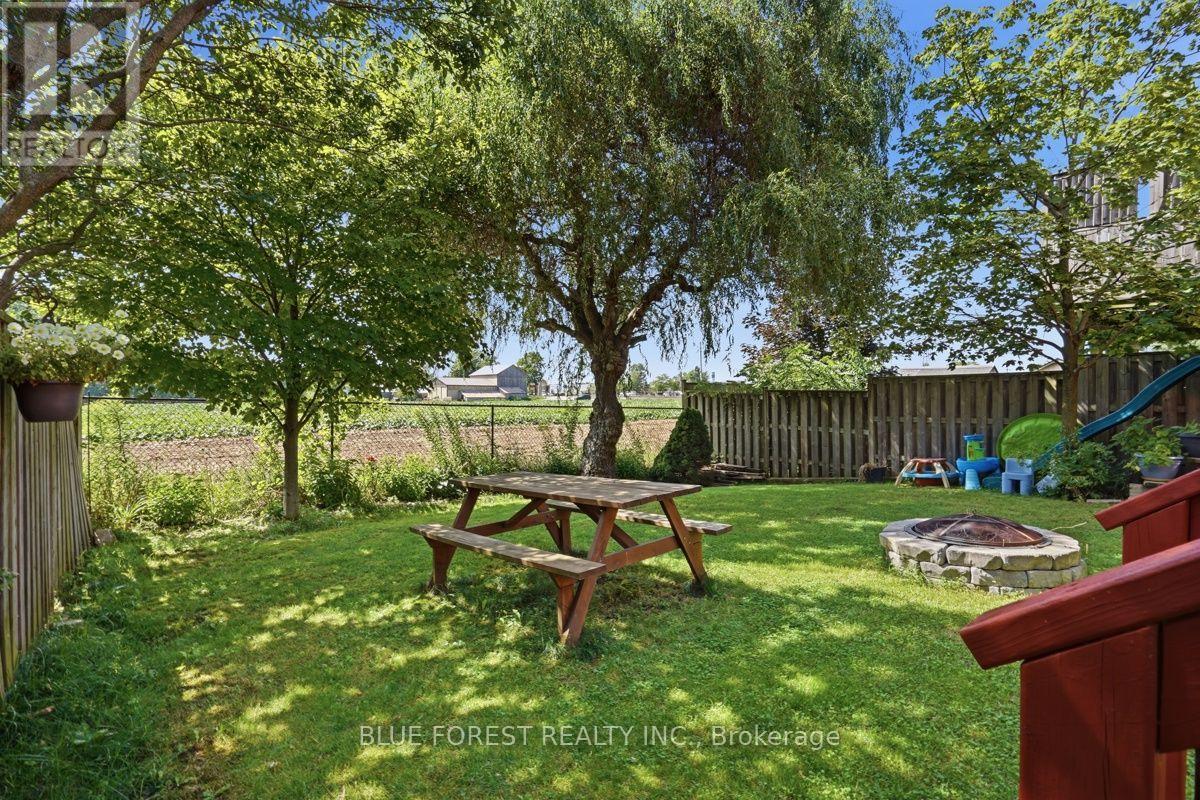 1832 Cherrywood Trail, London North, Ontario  N6H 0E2 - Photo 43 - X13700896