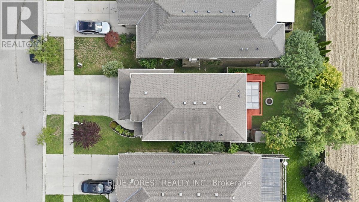 1832 Cherrywood Trail, London North, Ontario  N6H 0E2 - Photo 47 - X13700896