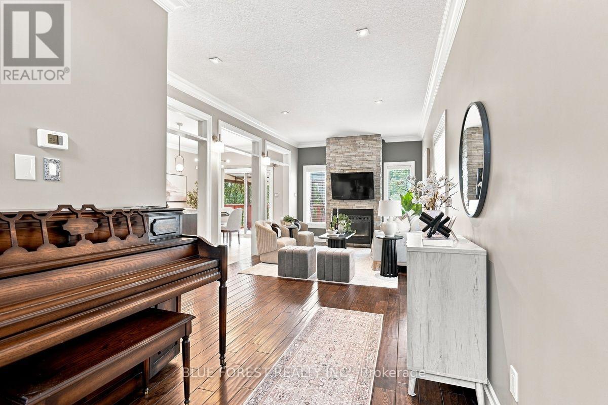 1832 Cherrywood Trail, London North, Ontario  N6H 0E2 - Photo 6 - X13700896