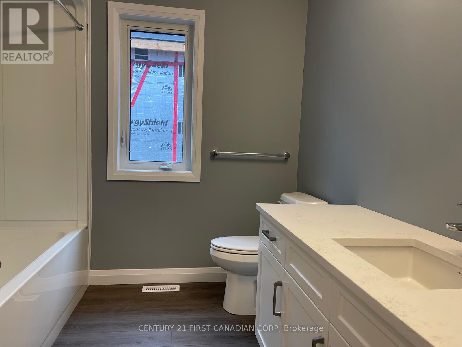 43 - 1 Miller Drive, Lucan Biddulph, Ontario  N0M 2J0 - Photo 13 - X13700940