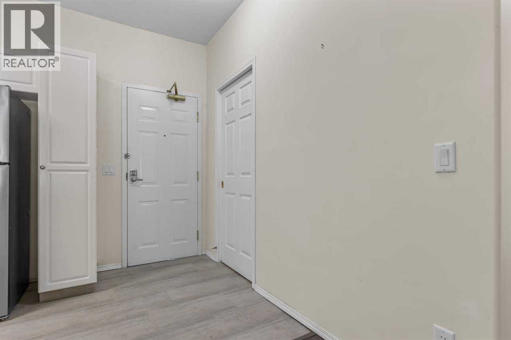 114, 2850 51 Street Sw, Calgary, Alberta T3E 6S7 - Photo 23 - A2338027