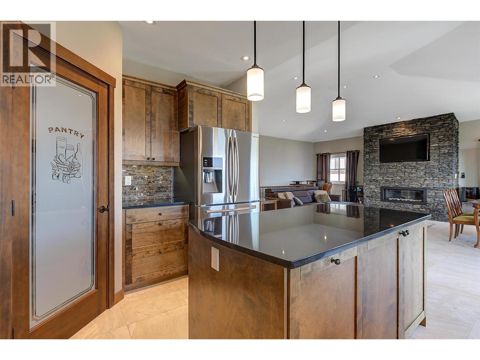 6172 Seymoure Avenue, Peachland, British Columbia  V0H 1X4 - Photo 14 - 10378765