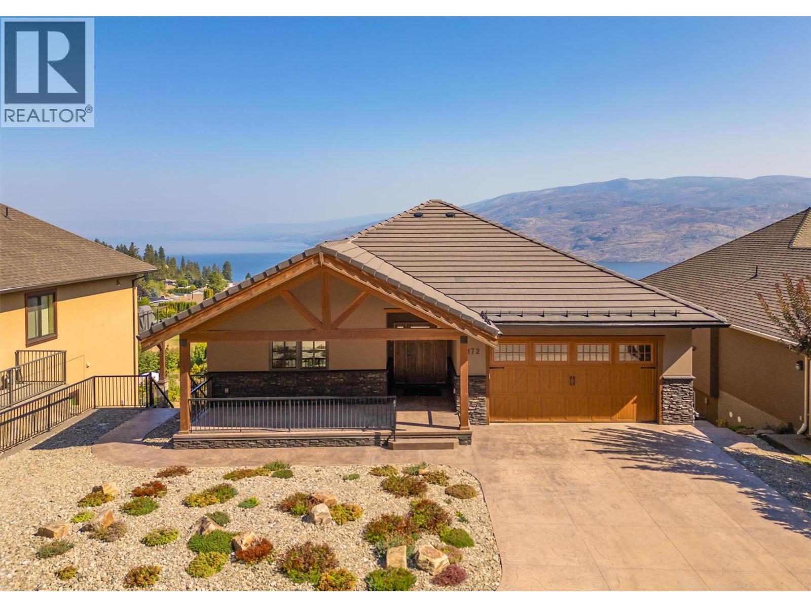6172 Seymoure Avenue, Peachland, British Columbia  V0H 1X4 - Photo 2 - 10378765