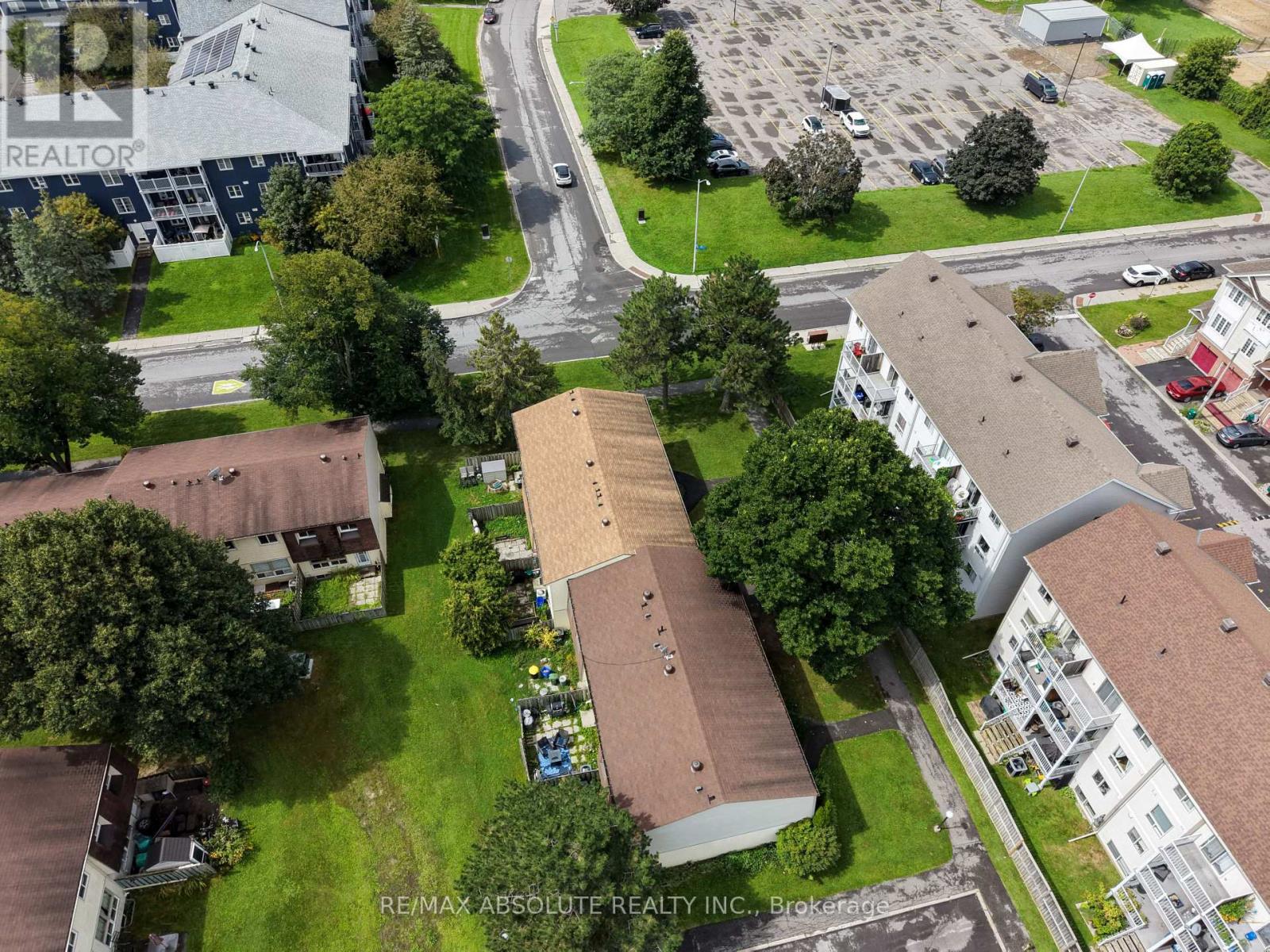 30 E Sonnet Crescent, Ottawa, Ontario K2H 8W8 - Photo 20 - X13700762