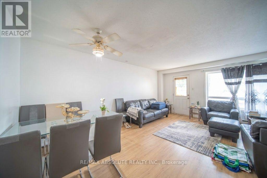 30 E Sonnet Crescent, Ottawa, Ontario K2H 8W8 - Photo 5 - X13700762
