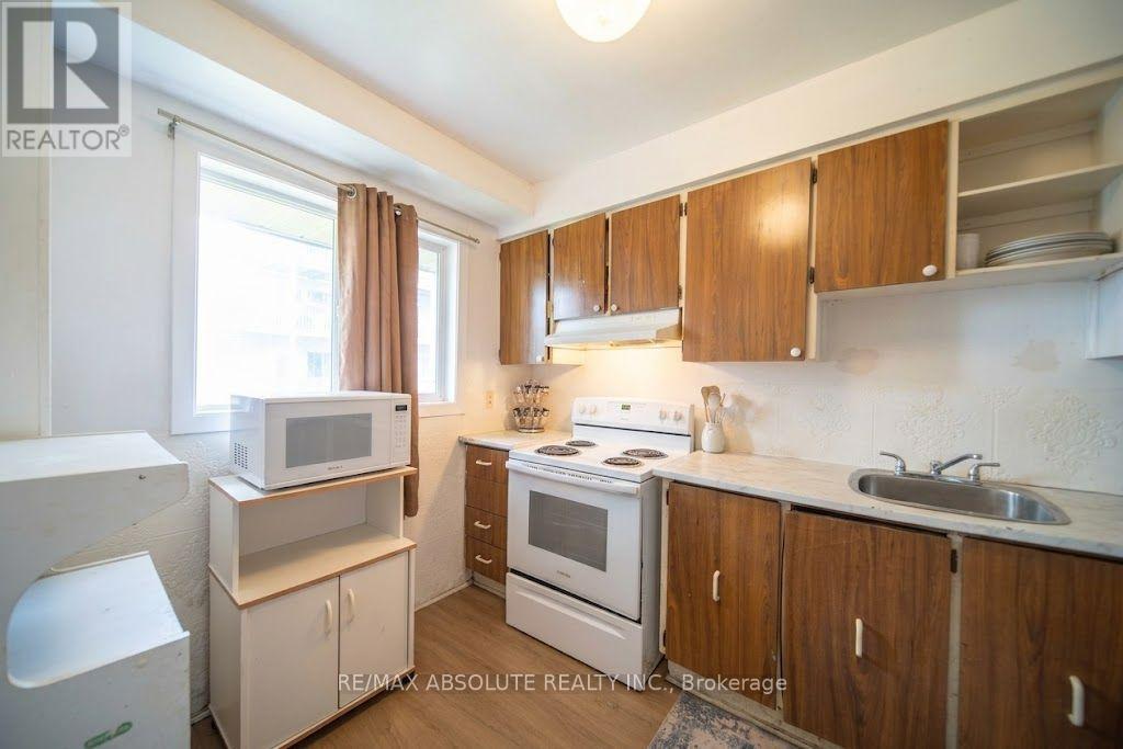 30 E Sonnet Crescent, Ottawa, Ontario K2H 8W8 - Photo 7 - X13700762
