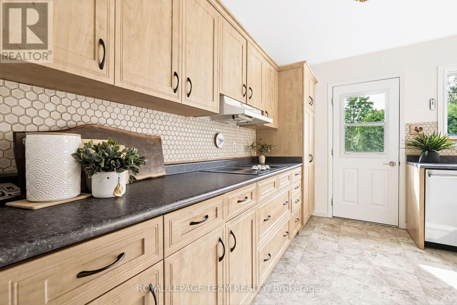 1016 Boucher Crescent, Ottawa, Ontario K4M 1B3 - Photo 13 - X13700900