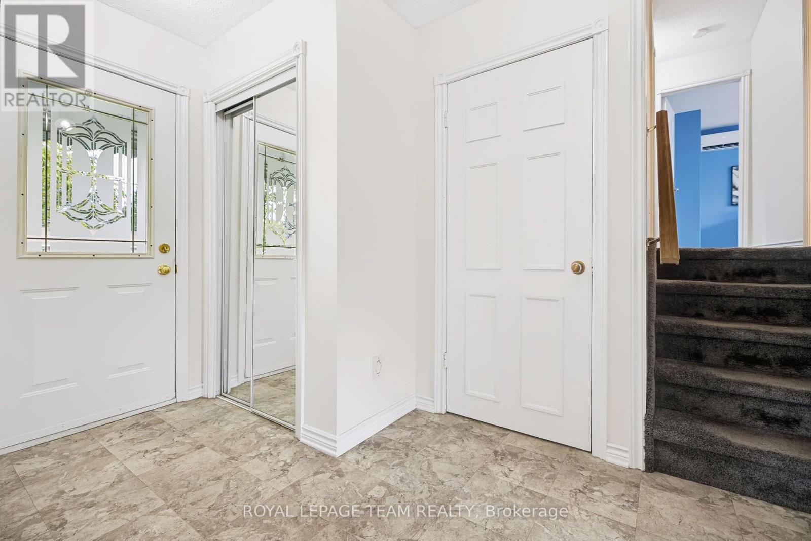 1016 Boucher Crescent, Ottawa, Ontario K4M 1B3 - Photo 4 - X13700900
